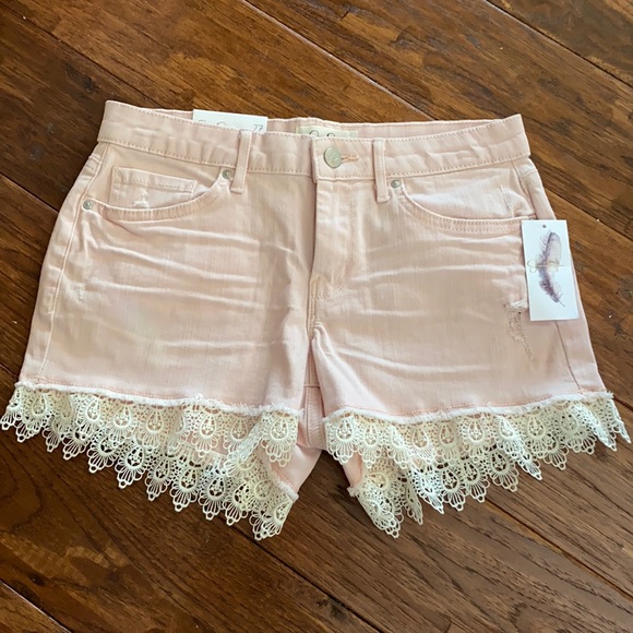 Jessica Simpson Pants - Jessica Simpson Peach Whip Nomad Shorts Size 27